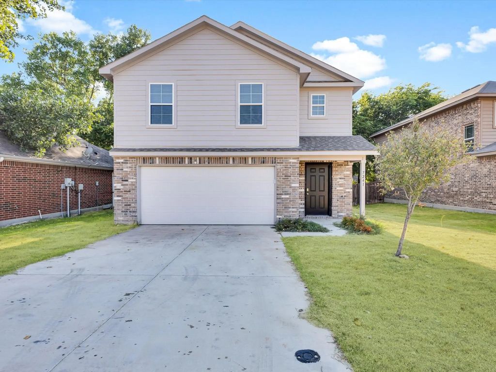 7241 Tin Star Drive, Fort Worth