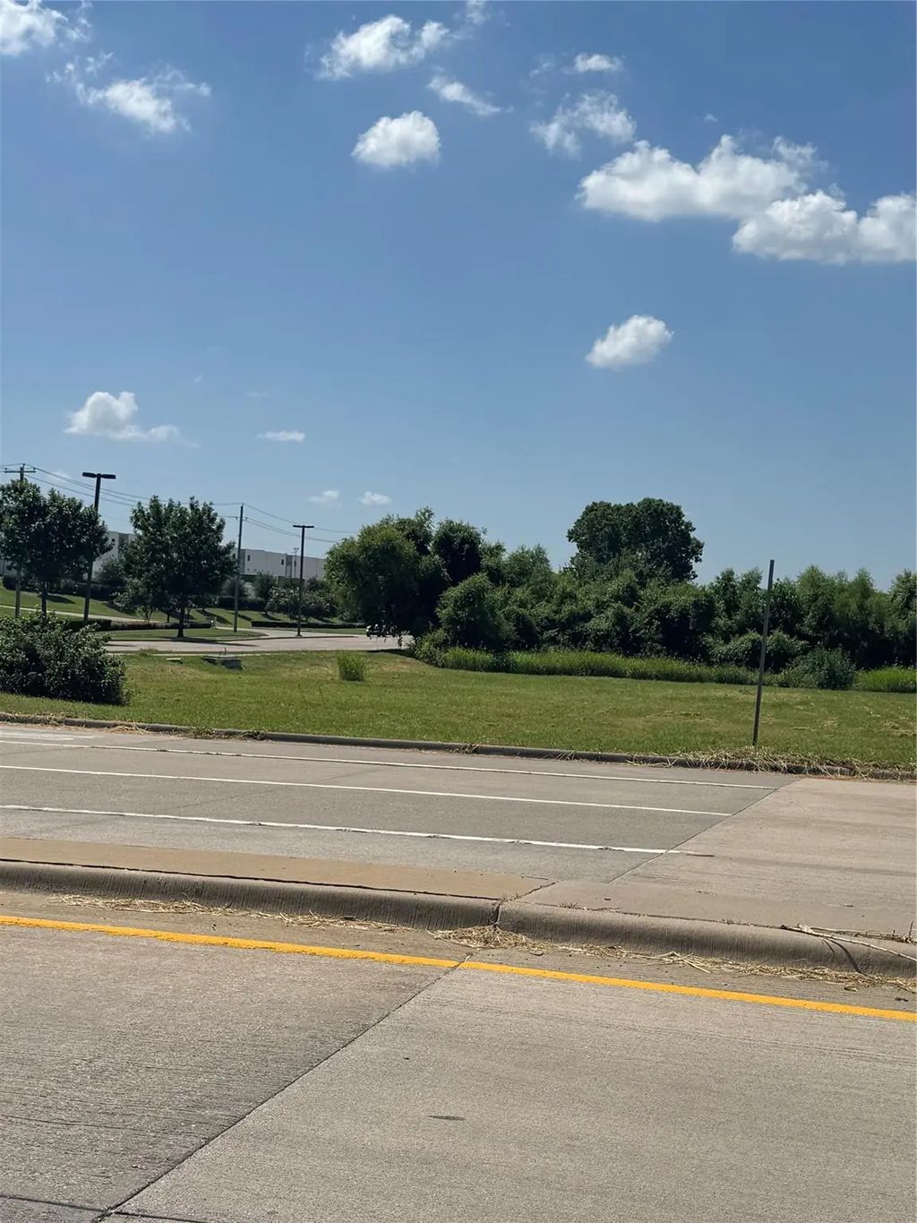 1000 E Danieldale Road, DeSoto