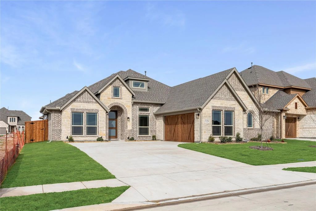 2128 Saint Annes Boulevard, Royse City