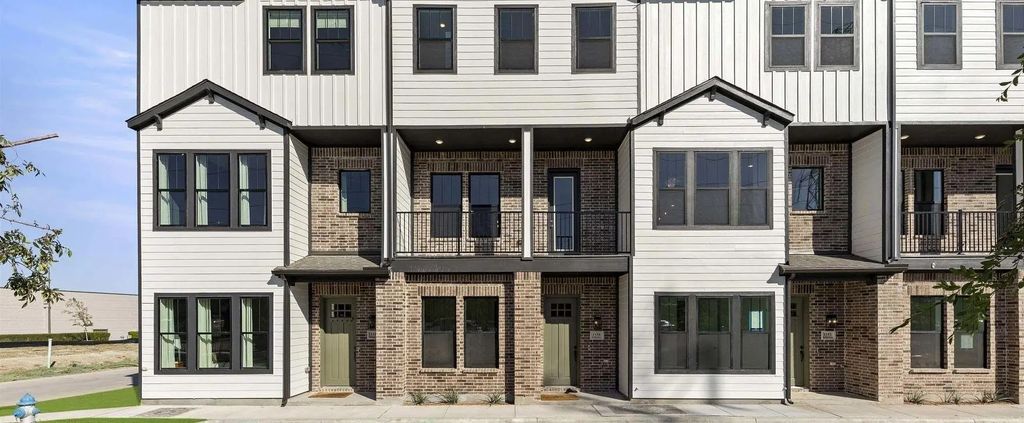 1156 Stallion Drive, Plano