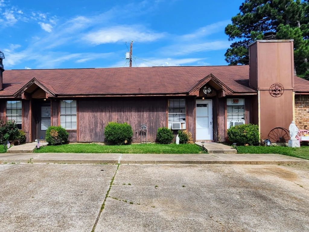 6812 Jefferson Paige Road, Shreveport