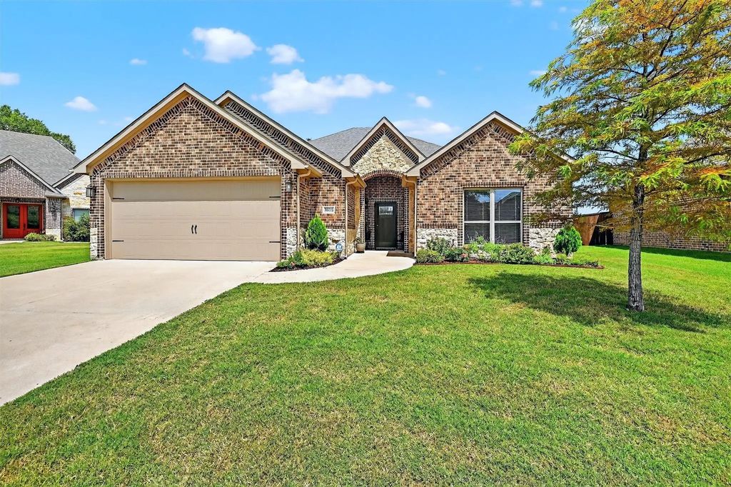 3615 Fawn Meadow Trail, Denison