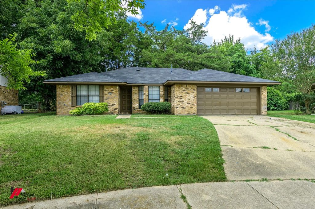 5605 James Scott Circle, Bossier City