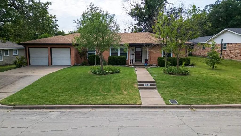 4424 Harlan Avenue, Waco