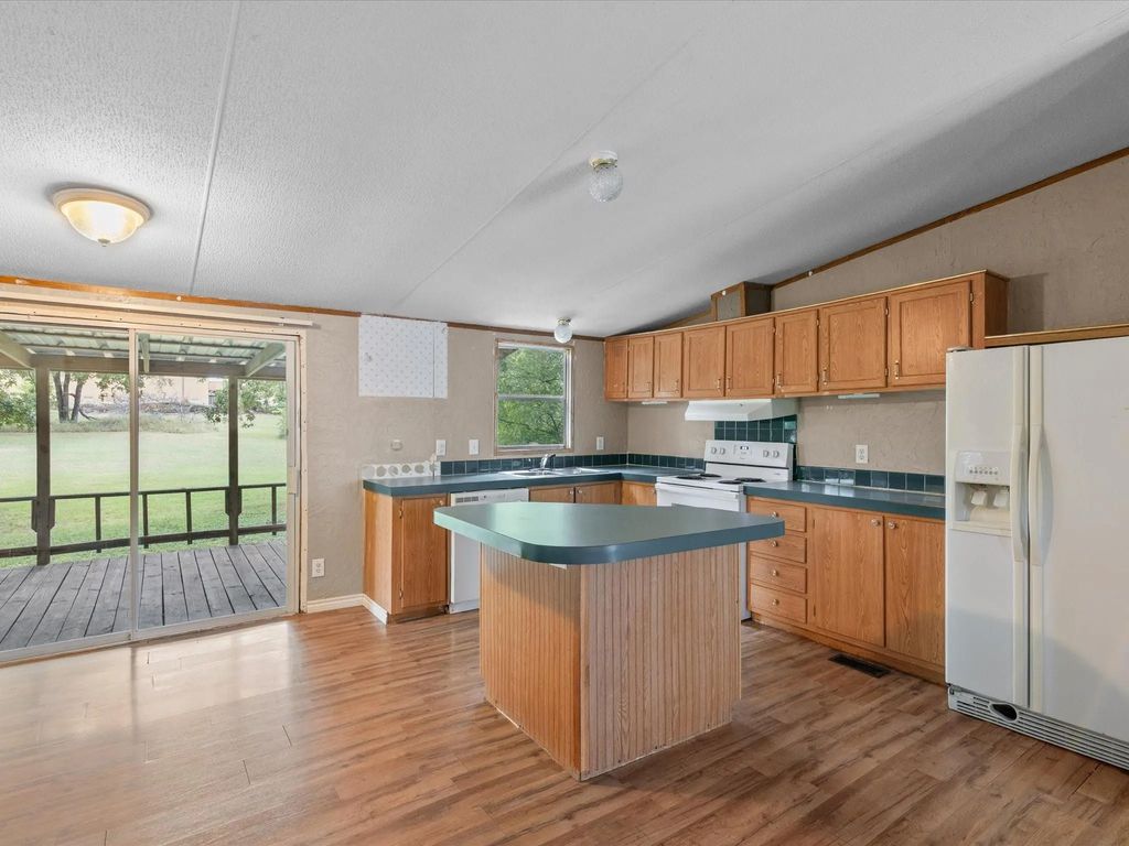 1102 15th Street, Bridgeport