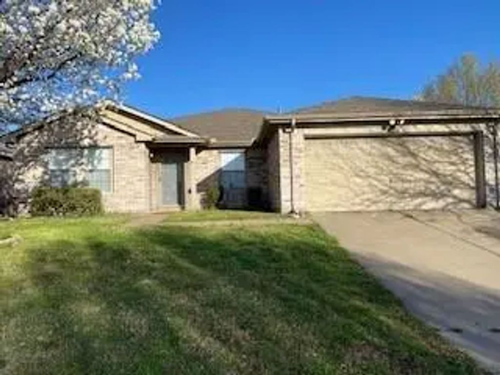 1820 Southridge Lane, Sherman