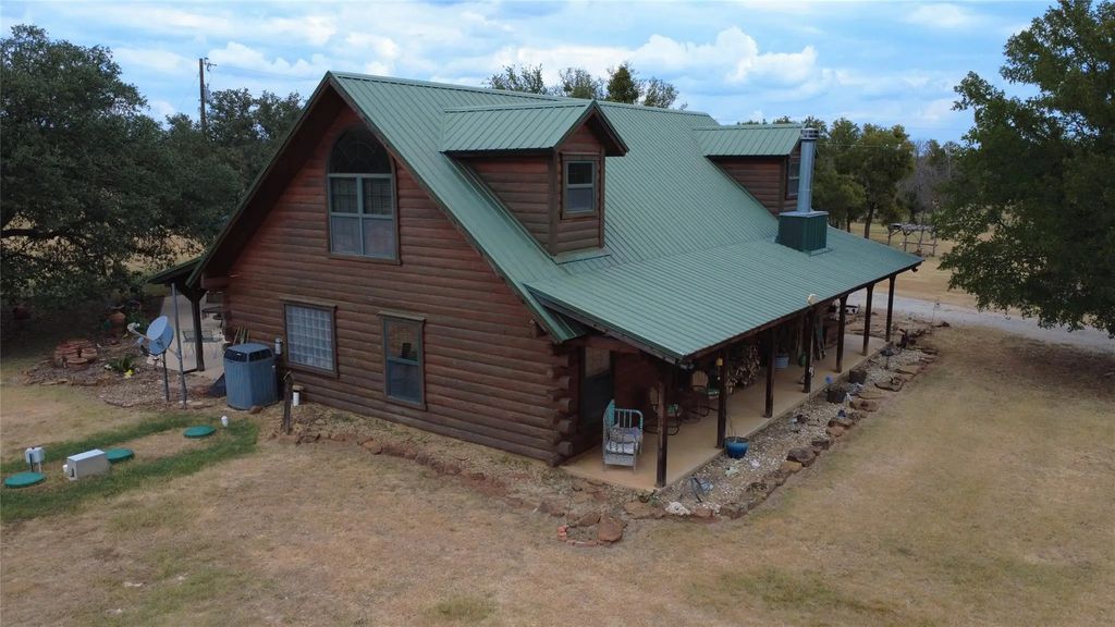 10705 County Road 454, Brownwood