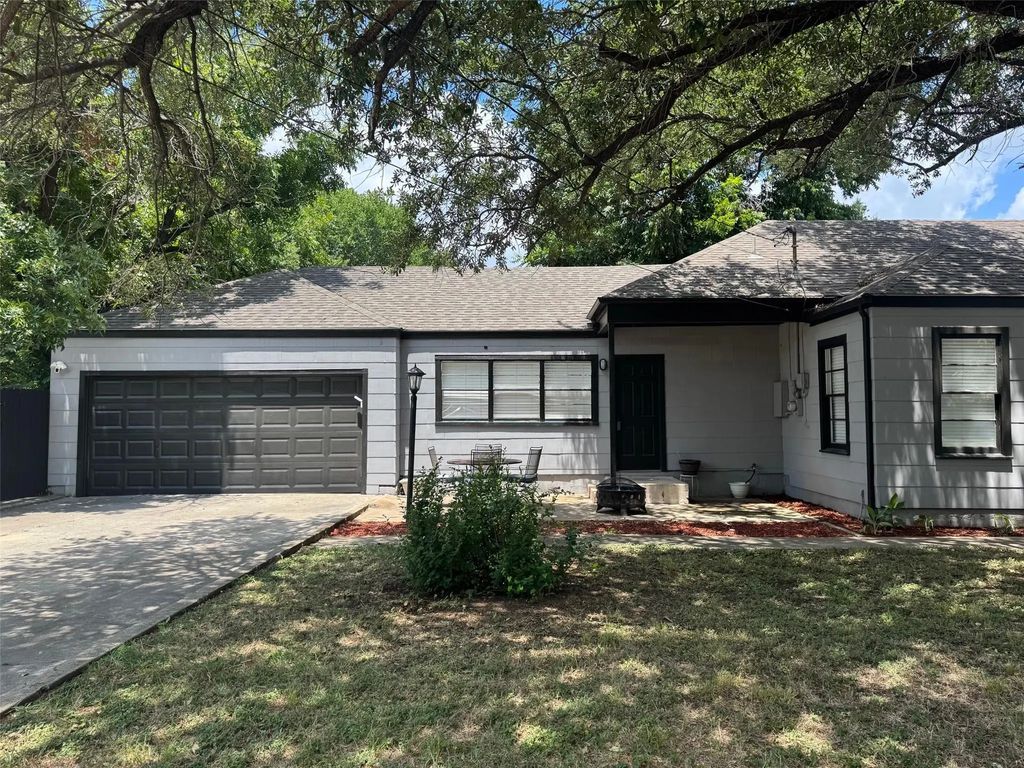 601 Harrisdale Avenue, River Oaks