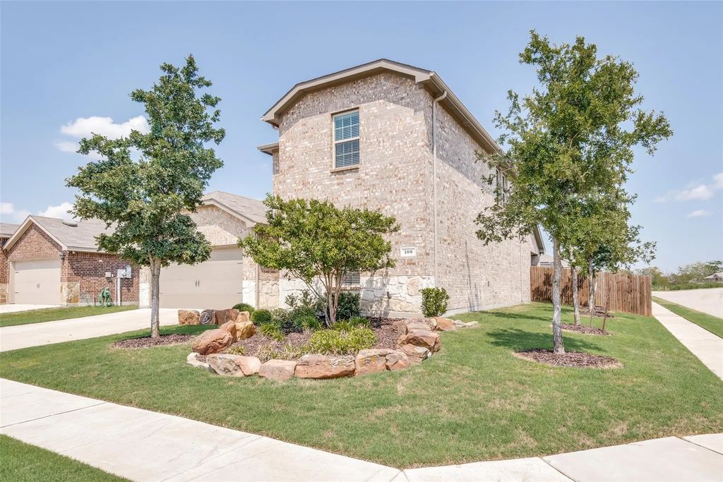 108 Clason Road, Royse City