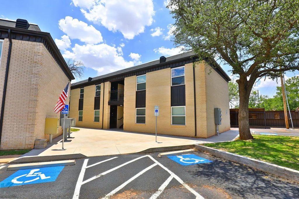 2800 Sayles Boulevard 25a, Abilene