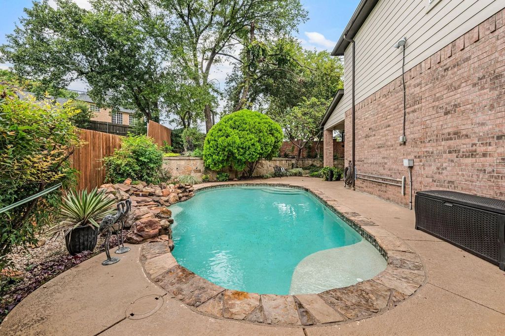 3505 Silverwood Court, Bedford