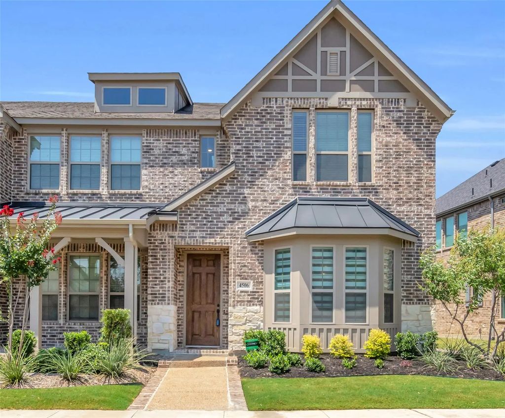 4506 Cypress Thorn Drive, Arlington