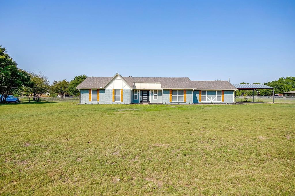 127 Hollie Drive, Red Oak