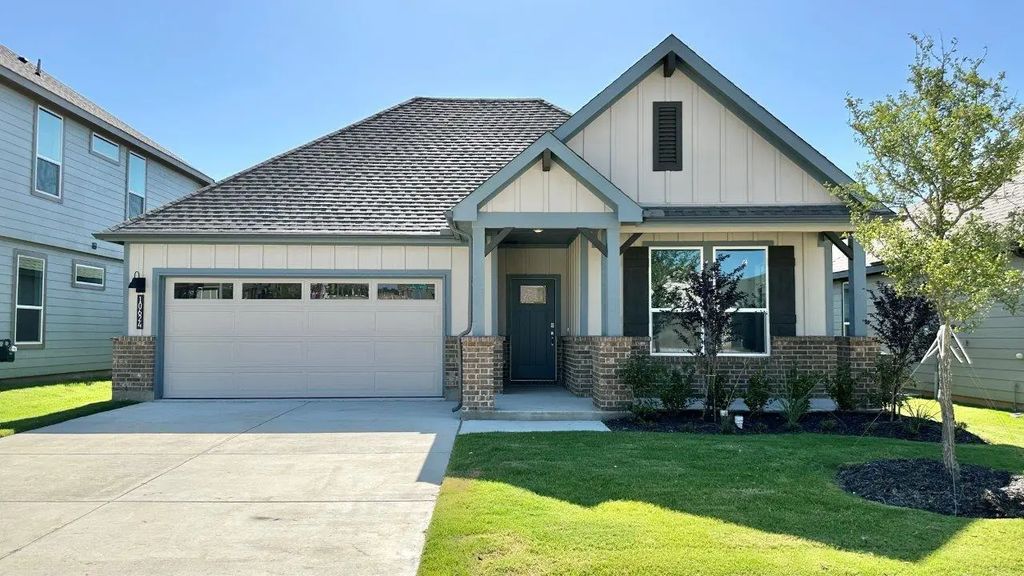 10624 Zircon Lane, Fort Worth