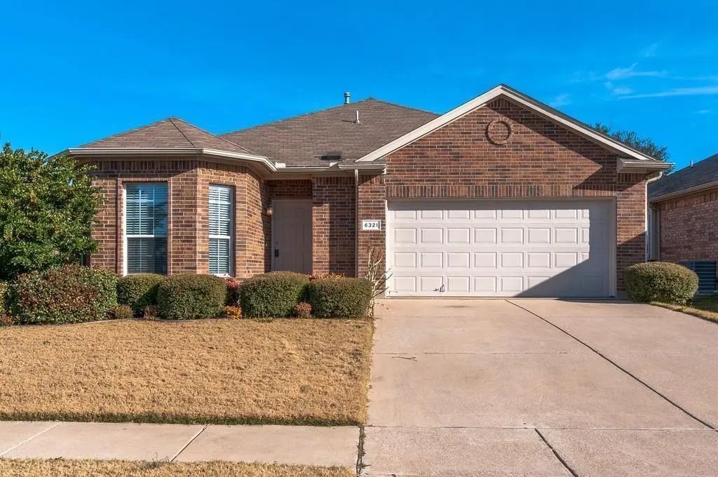 6321 Kristen Drive, Fort Worth