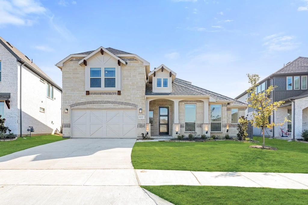 832 Twisted Leaf Lane, Little Elm