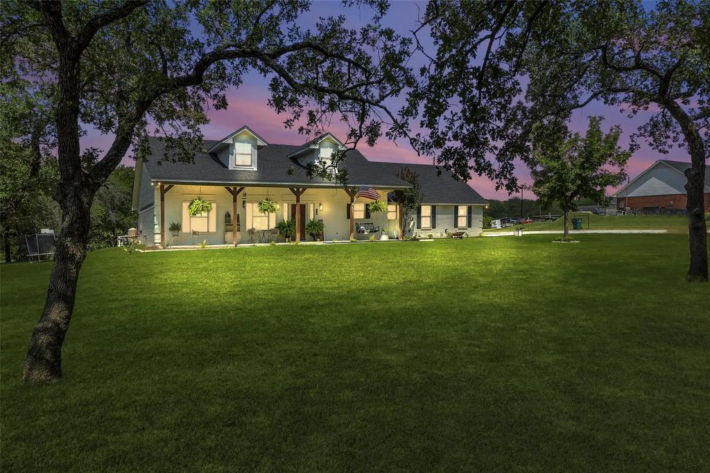 118 Deerfield Road, Paradise
