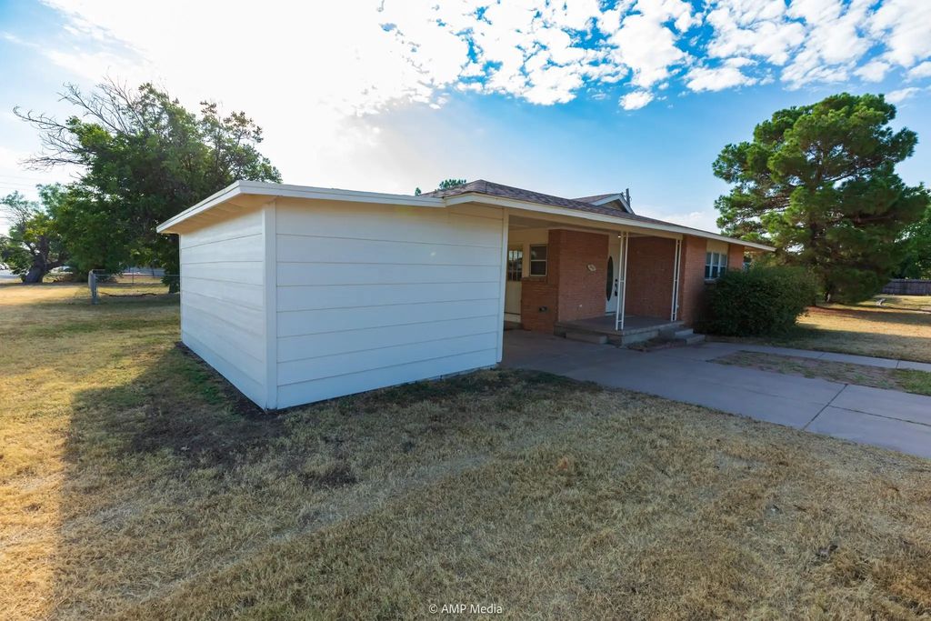 451 Nw F Avenue, Hamlin