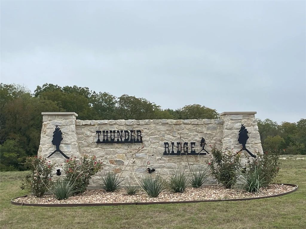 460 Silo Court, Waxahachie