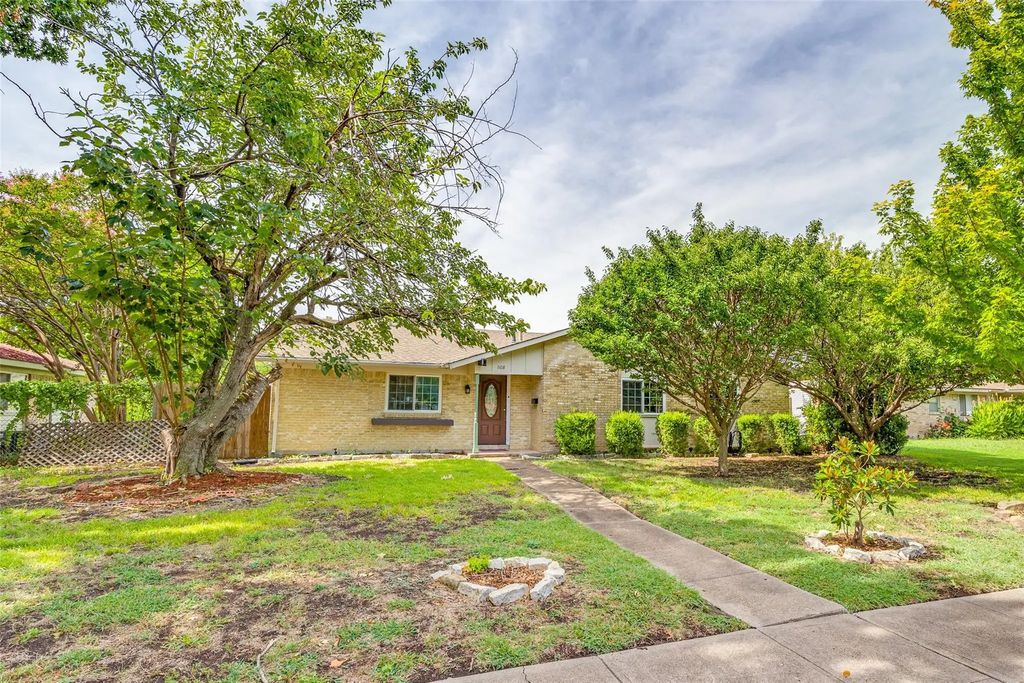 1108 Greencove Lane, Richardson