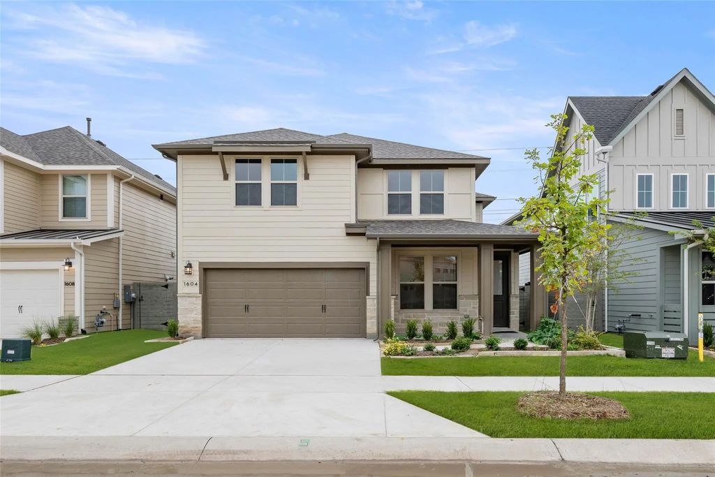 1604 Ginger, Argyle