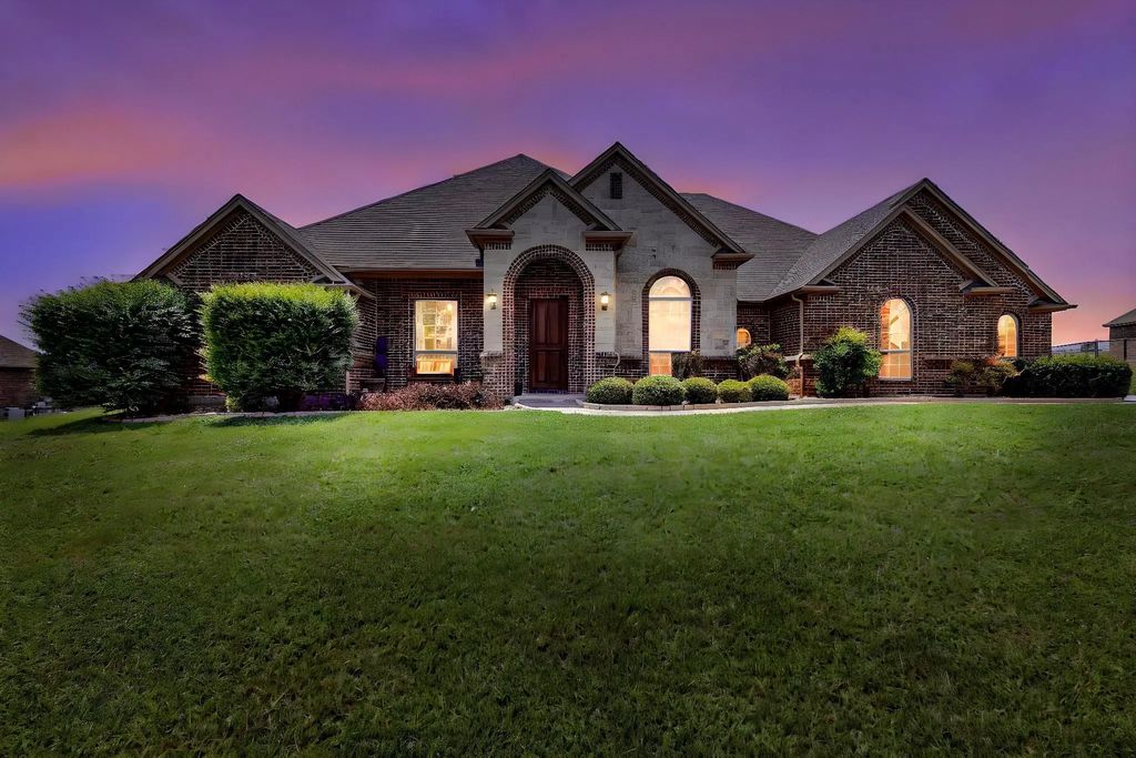 6836 Katie Corral Drive, Fort Worth