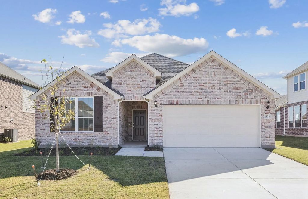 1228 Kadynce Lane, Anna