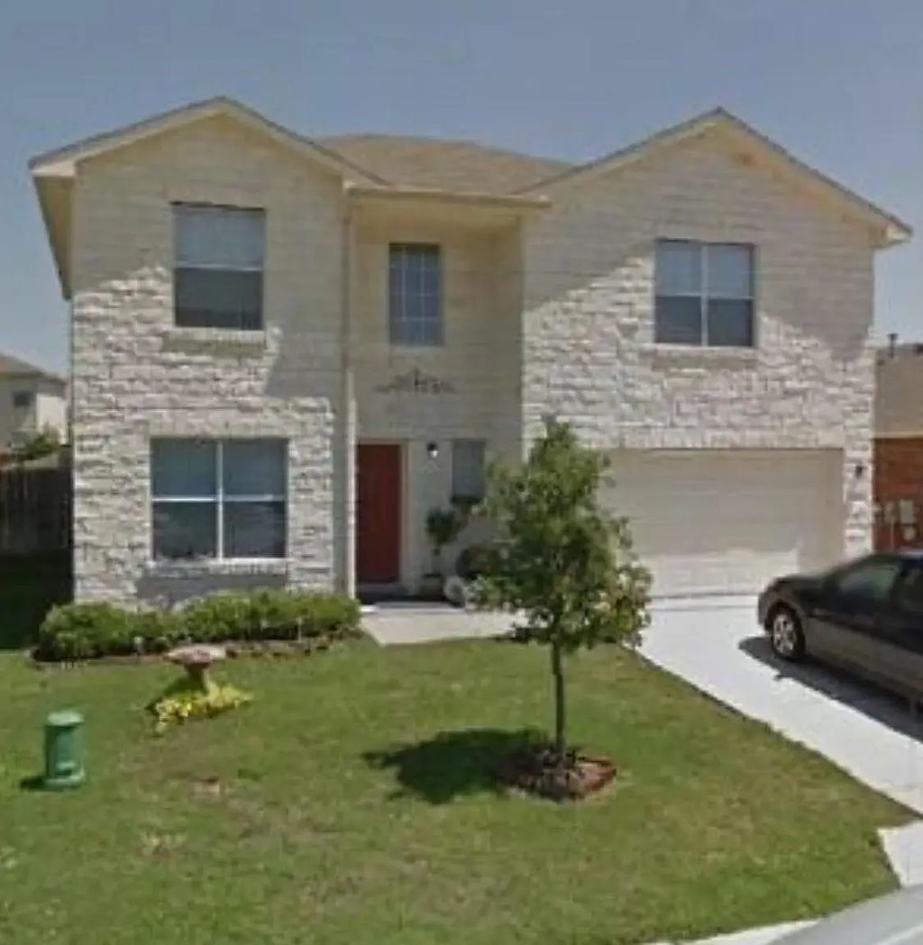 317 Outfitter Drive, Bastrop
