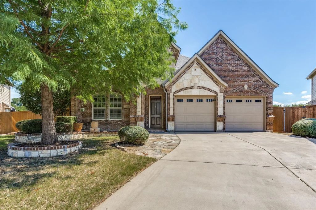 15600 Fire Creek Lane, Fort Worth