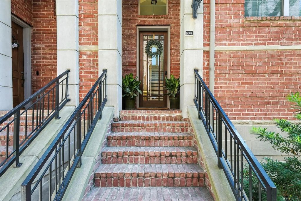 1500 Pecos Street 6, Dallas