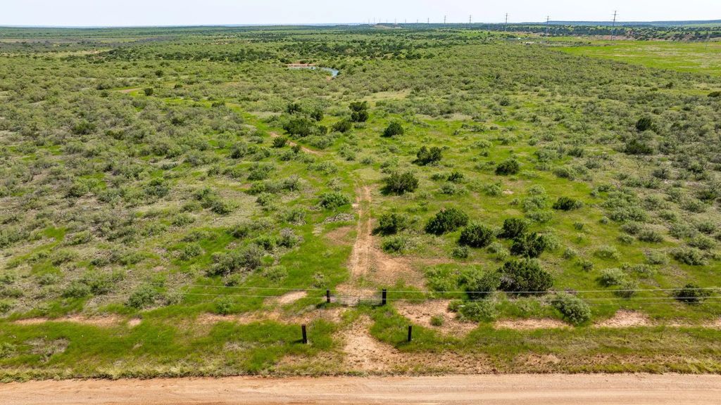 Tbd Wolf Hunt Road, Quanah
