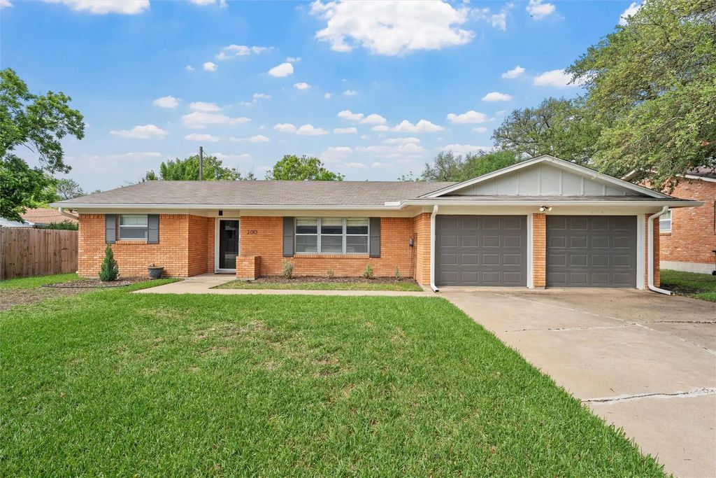2012 Sugg Drive, Waco