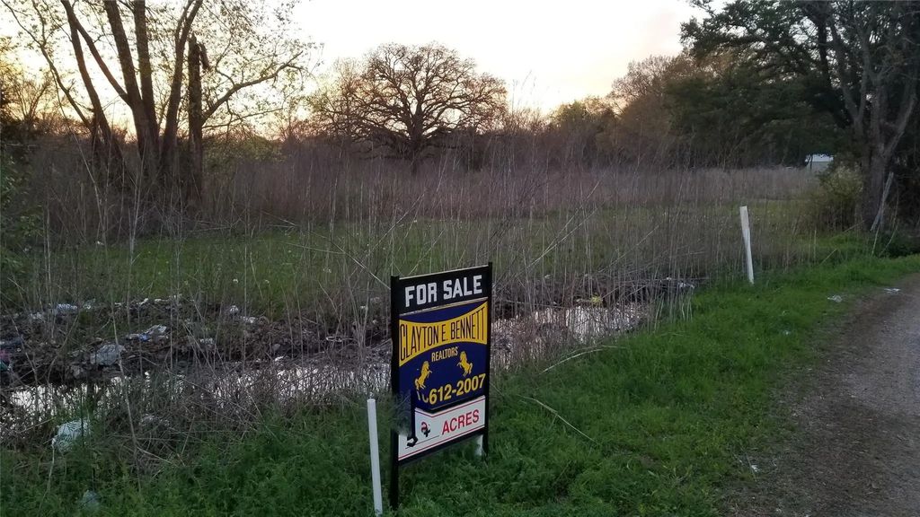 1180 Rose Hill Road, Terrell
