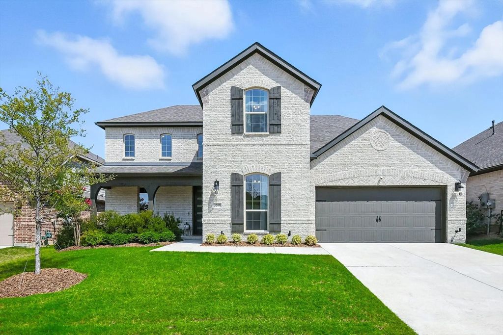 3209 Lofty Pine Drive, Northlake