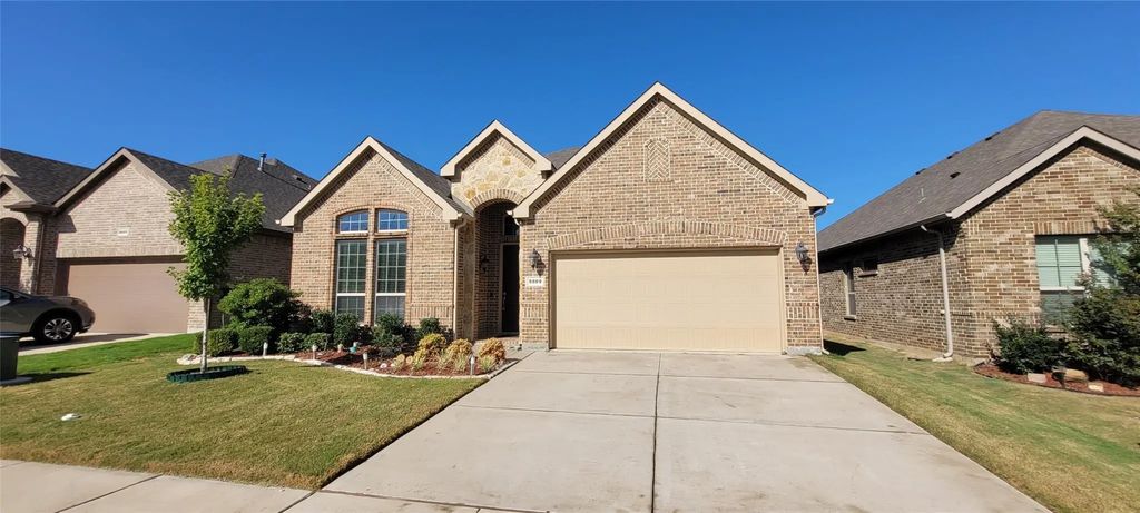 9809 Bodega Bay Road, Fort Worth