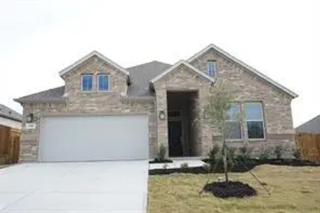 1905 W Westhill Drive, Cleburne