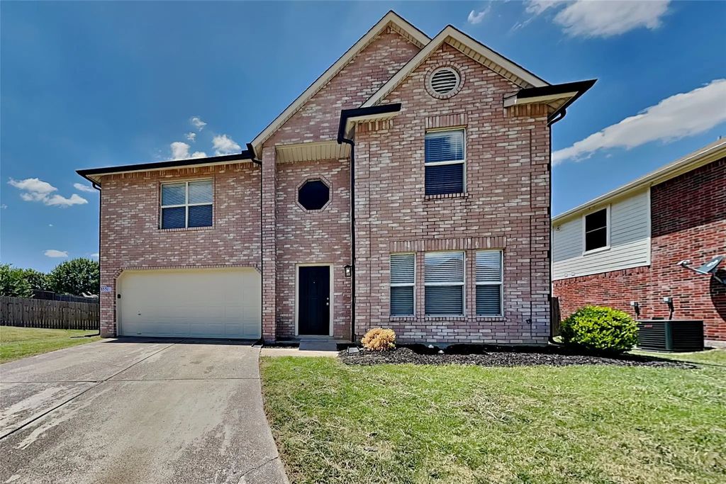 8551 Birch Creek Road, Fort Worth