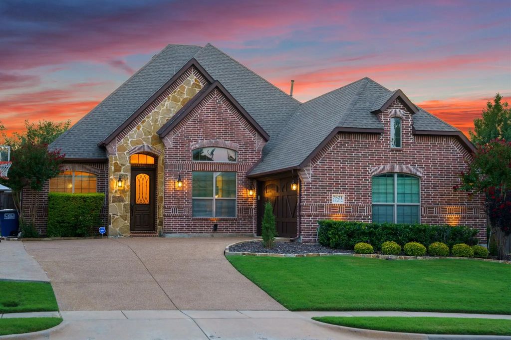 7521 Claire Lane, Sachse