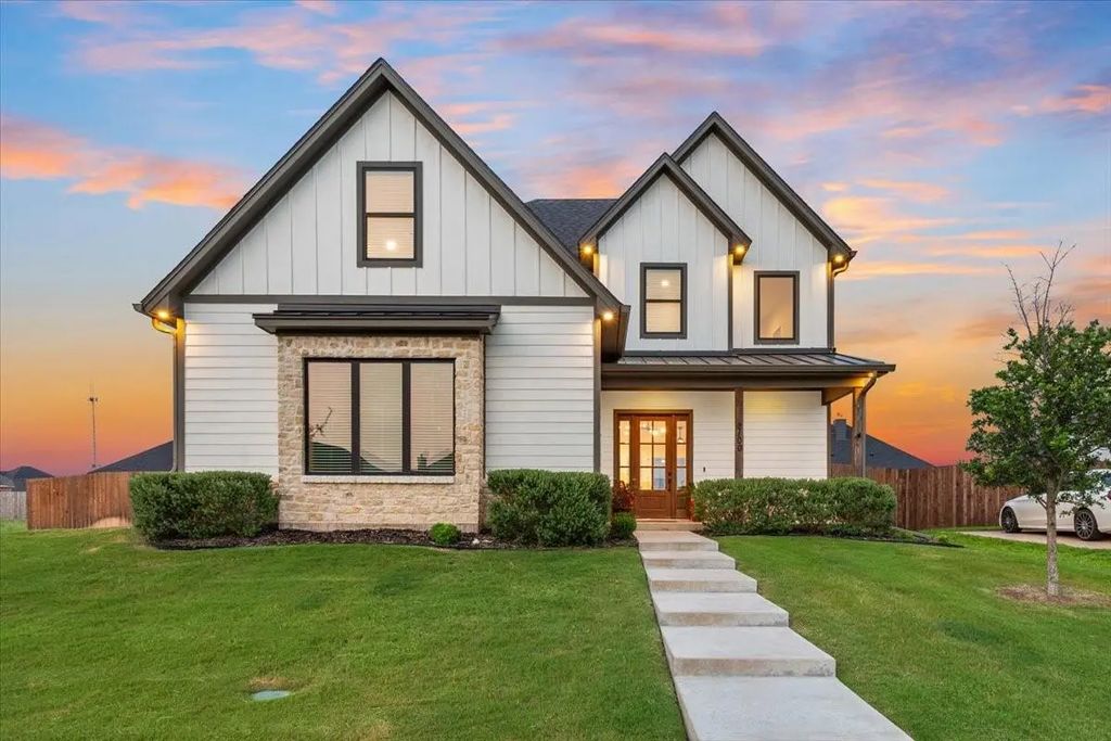 2100 Palafox Drive, Waco