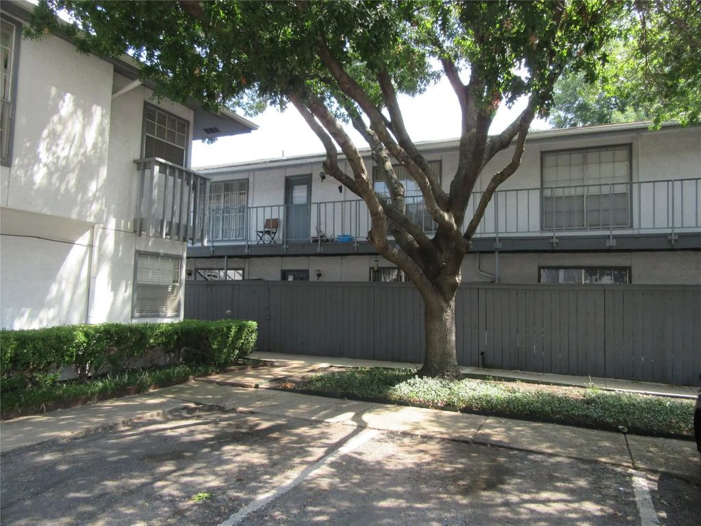 12888 Montfort Drive 241, Dallas