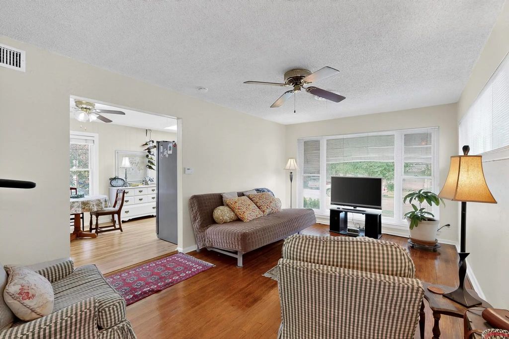 2004 Delmar Drive, Garland