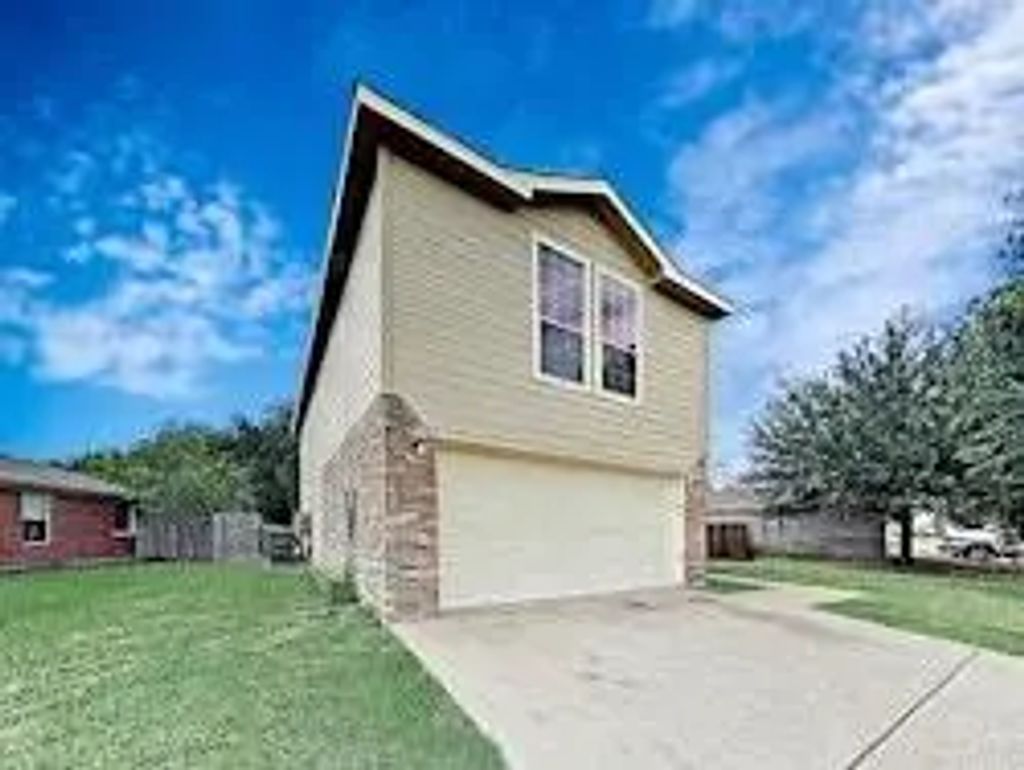 1132 Sandalwood Drive, Fort Worth