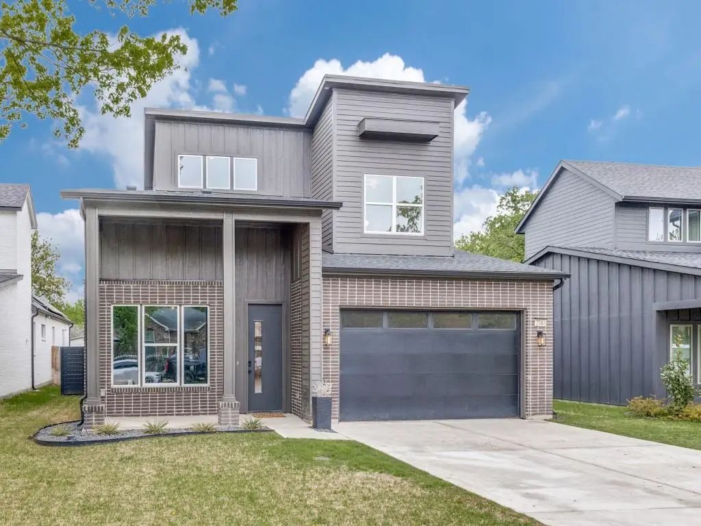 2146 Roanoke Avenue, Dallas