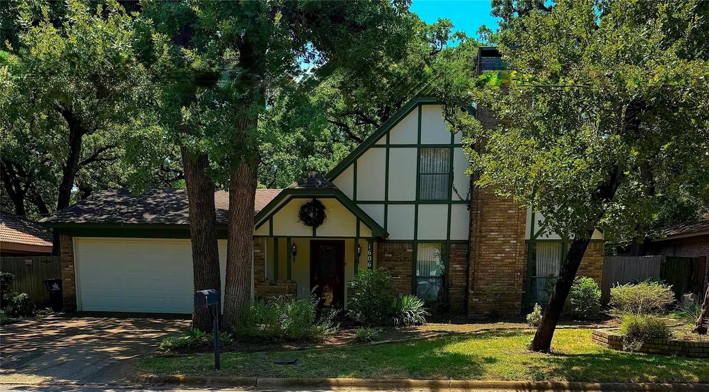 1606 W 2nd Street, Arlington