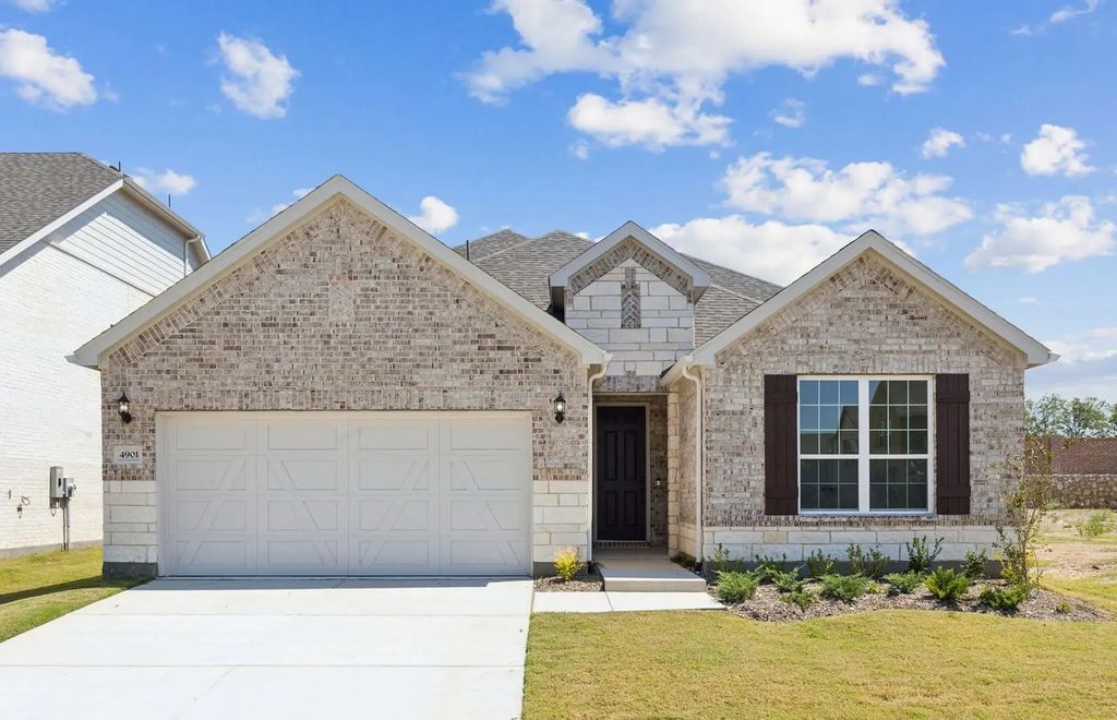 4901 Ripley Avenue, Celina
