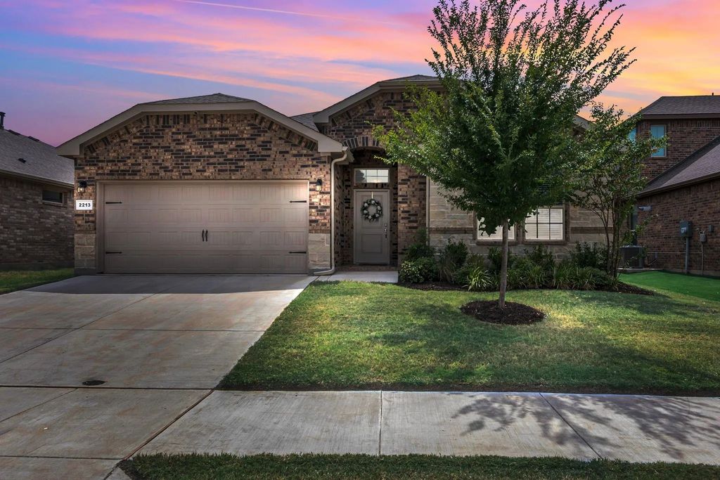 2213 Gill Star Drive, Haslet