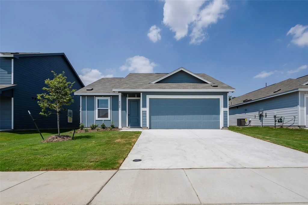 4920 Arden Springs Avenue, Fort Worth