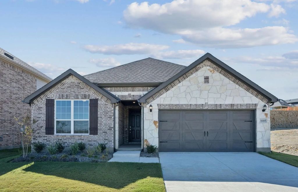 1440 Holmes Street, Celina
