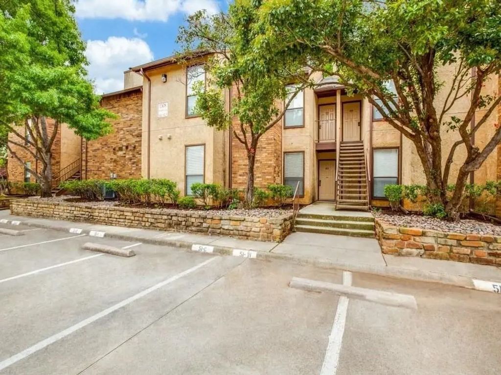 1308 Memory Lane 5112, Arlington