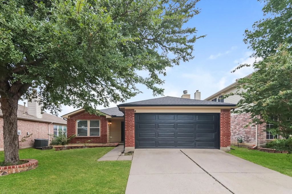 1571 Thornhill Lane, Little Elm